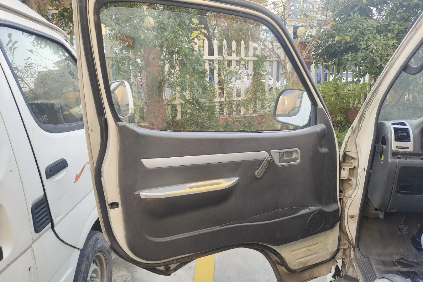 2014 Foton Scenery 2.2L 103HP L4 5MT,autocango,china used car exporter,china ev exporter,chinese used car exporter,chinese used ev exporter