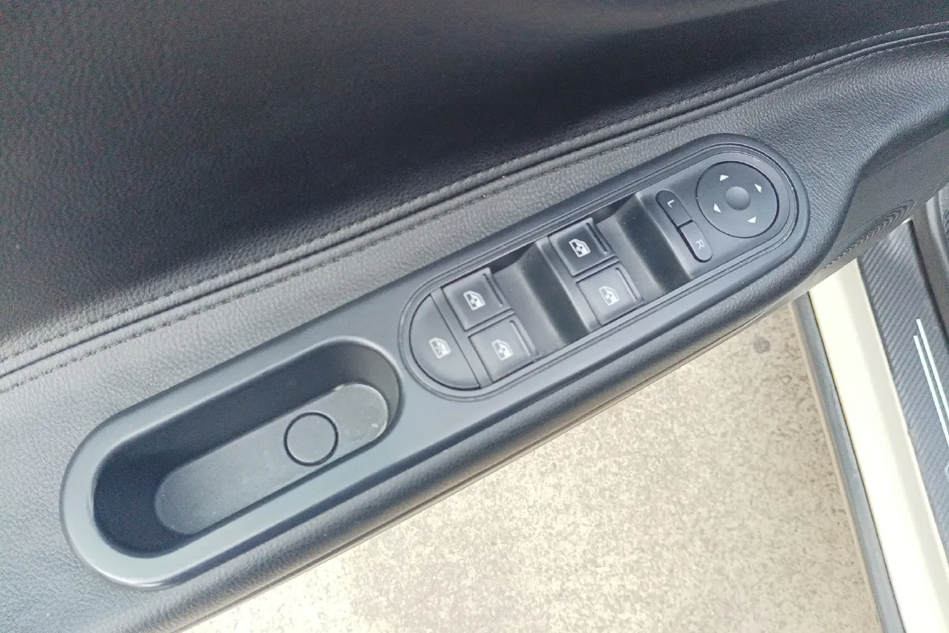 2015 MG 3SW 1.5L 109HP L4 5AMT,autocango,china used car exporter,china ev exporter,chinese used car exporter,chinese used ev exporter