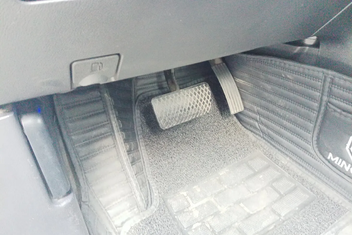 2015 MG 3SW 1.5L 109HP L4 5AMT,autocango,china used car exporter,china ev exporter,chinese used car exporter,chinese used ev exporter