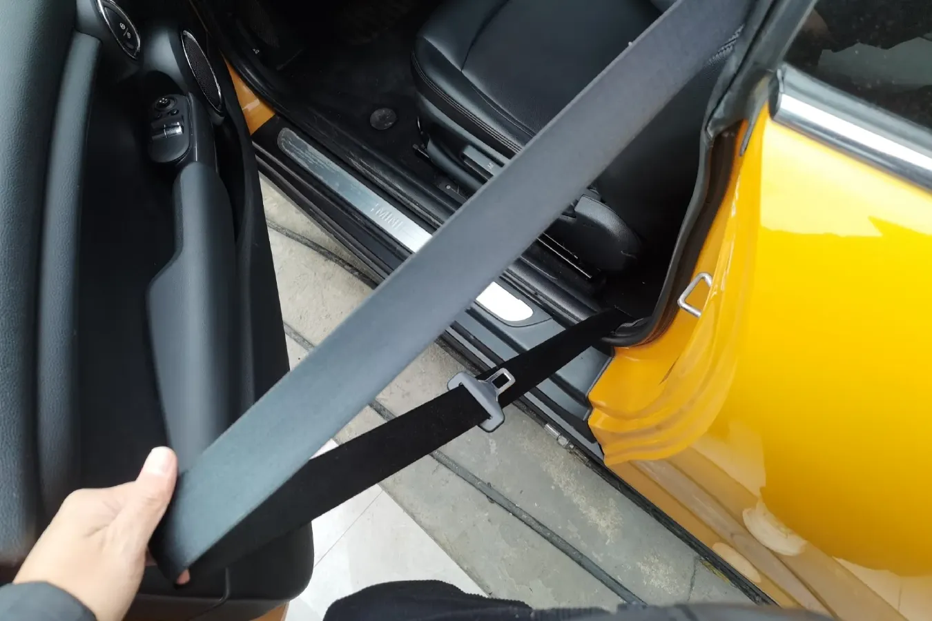 2014 MINI MINI 1.2T 102HP L3 6AT,autocango,china used car exporter,china ev exporter,chinese used car exporter,chinese used ev exporter