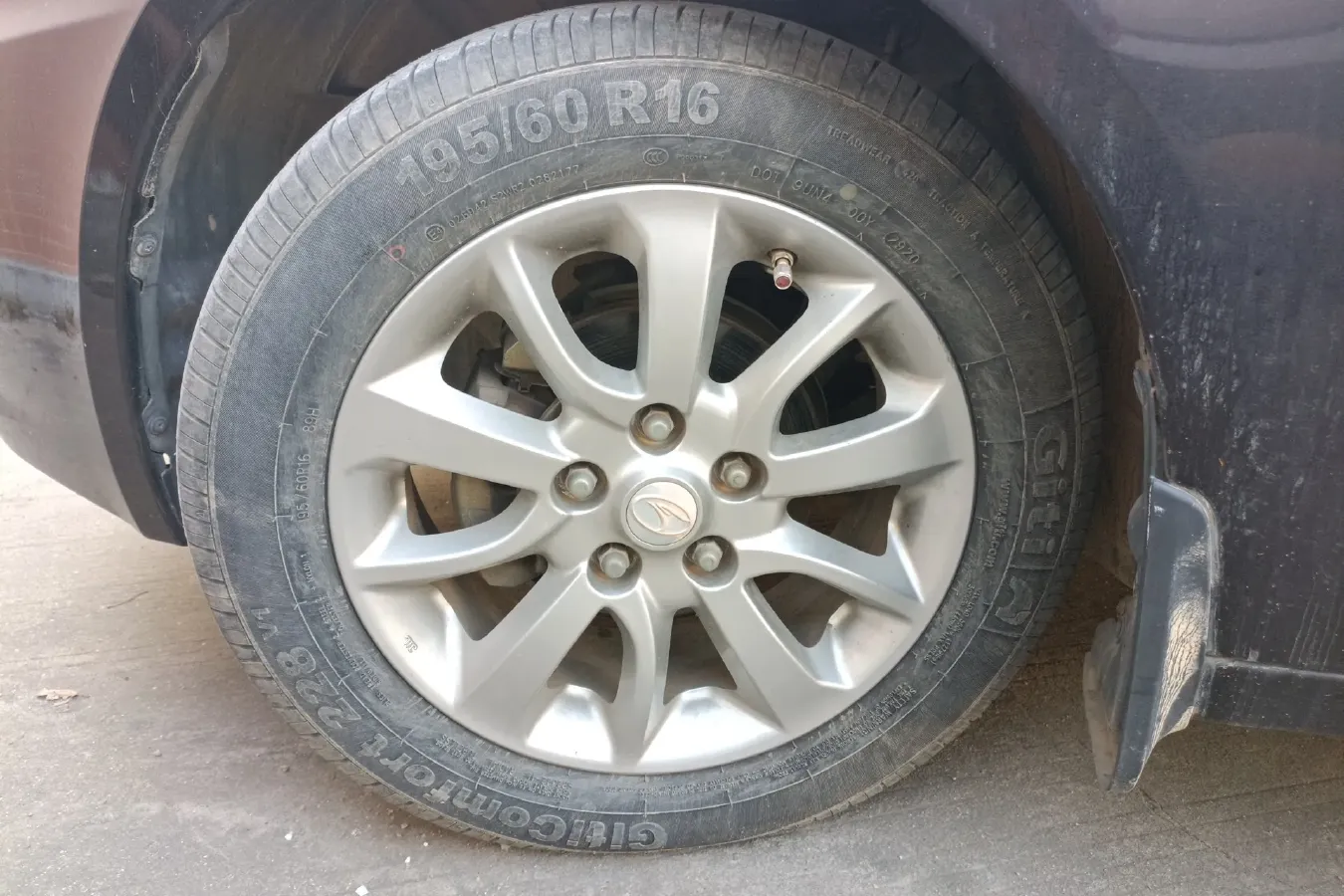 2013 Soueast V5 1.5L 120HP L4 5MT,autocango,china used car exporter,china ev exporter,chinese used car exporter,chinese used ev exporter