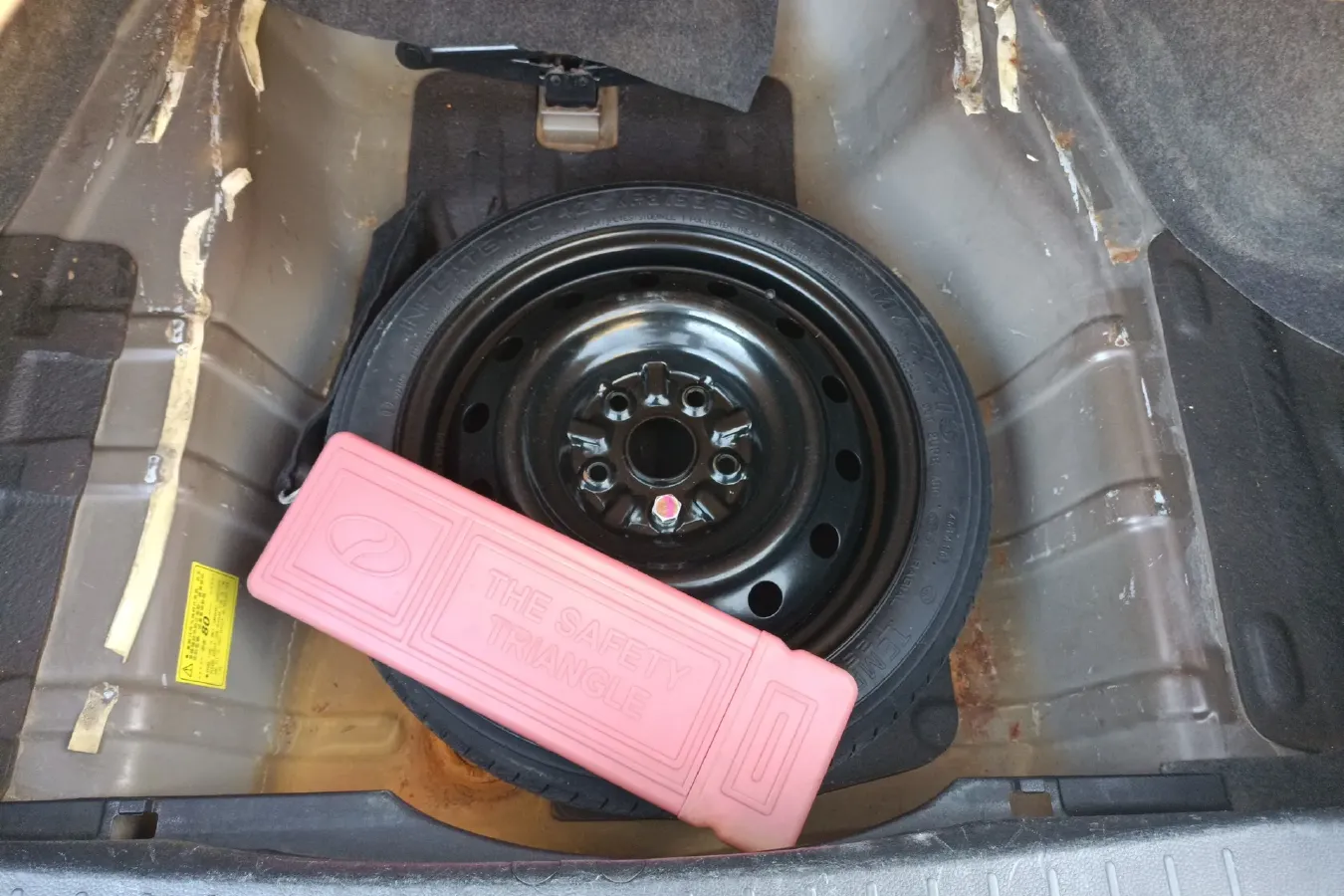 2013 Soueast V5 1.5L 120HP L4 5MT,autocango,china used car exporter,china ev exporter,chinese used car exporter,chinese used ev exporter