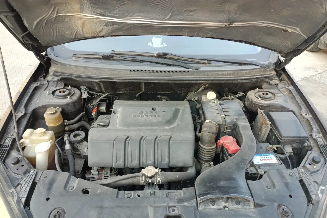 2013 Soueast V5 1.5L 120HP L4 5MT,autocango,china used car exporter,china ev exporter,chinese used car exporter,chinese used ev exporter