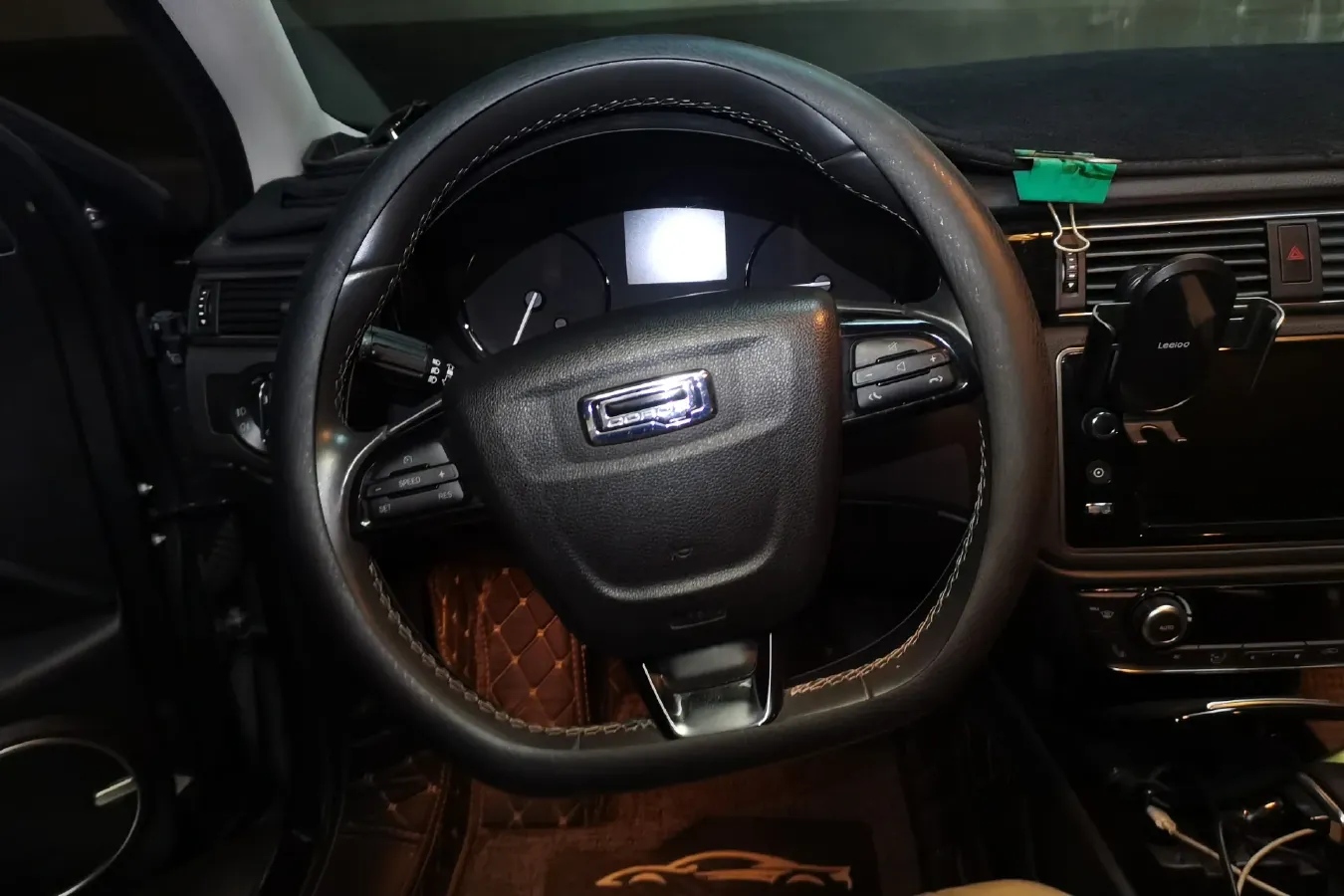 2016 Qoros 3 1.6T 156HP L4 6DCT,autocango,china used car exporter,china ev exporter,chinese used car exporter,chinese used ev exporter