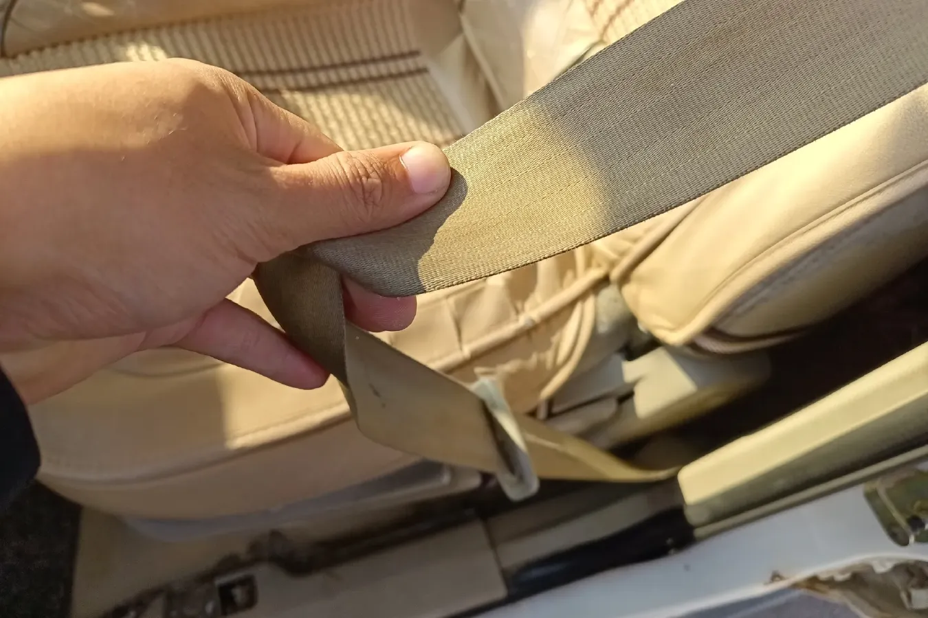 2012 Landwind X8 2.0T 122HP L4 5MT,autocango,china used car exporter,china ev exporter,chinese used car exporter,chinese used ev exporter