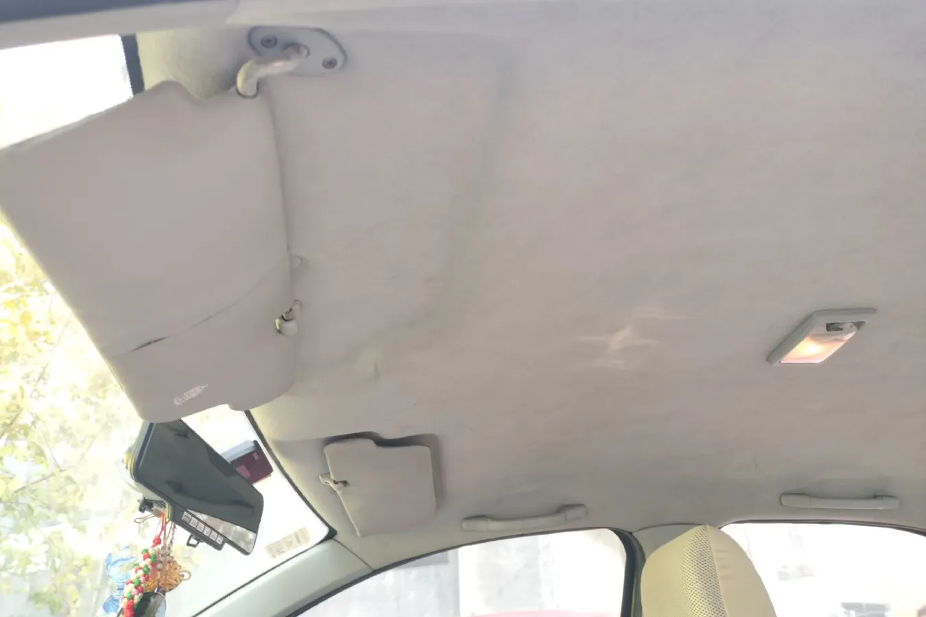 2010 FAW Vita V2 1.3L 91HP L4 5MT,autocango,china used car exporter,china ev exporter,chinese used car exporter,chinese used ev exporter