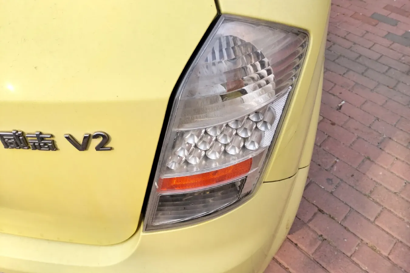 2010 FAW Vita V2 1.3L 91HP L4 5MT,autocango,china used car exporter,china ev exporter,chinese used car exporter,chinese used ev exporter