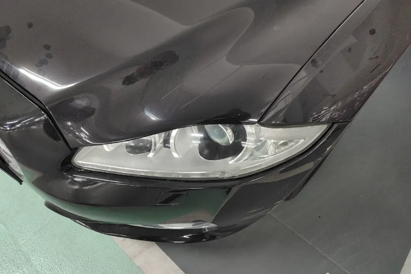 2013 Jaguar XJ 2.0T 240HP L4 8AT,autocango,china used car exporter,china ev exporter,chinese used car exporter,chinese used ev exporter