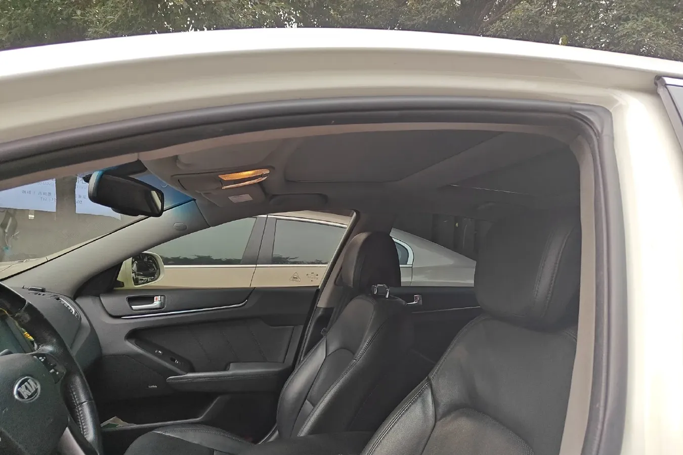 2012 Kia Cadenza 2.4L 180HP L4 6AT,autocango,china used car exporter,china ev exporter,chinese used car exporter,chinese used ev exporter