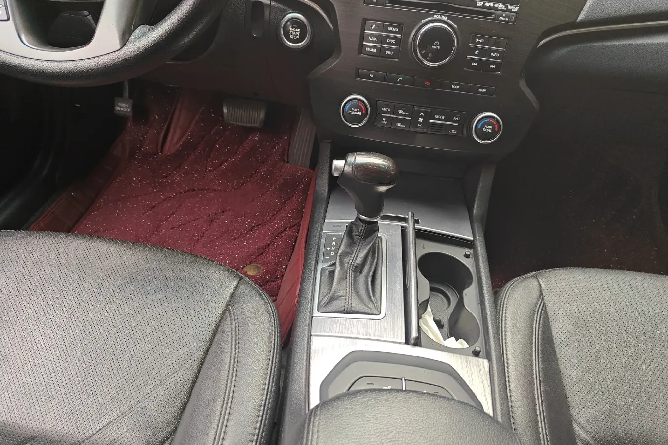 2012 Kia Cadenza 2.4L 180HP L4 6AT,autocango,china used car exporter,china ev exporter,chinese used car exporter,chinese used ev exporter