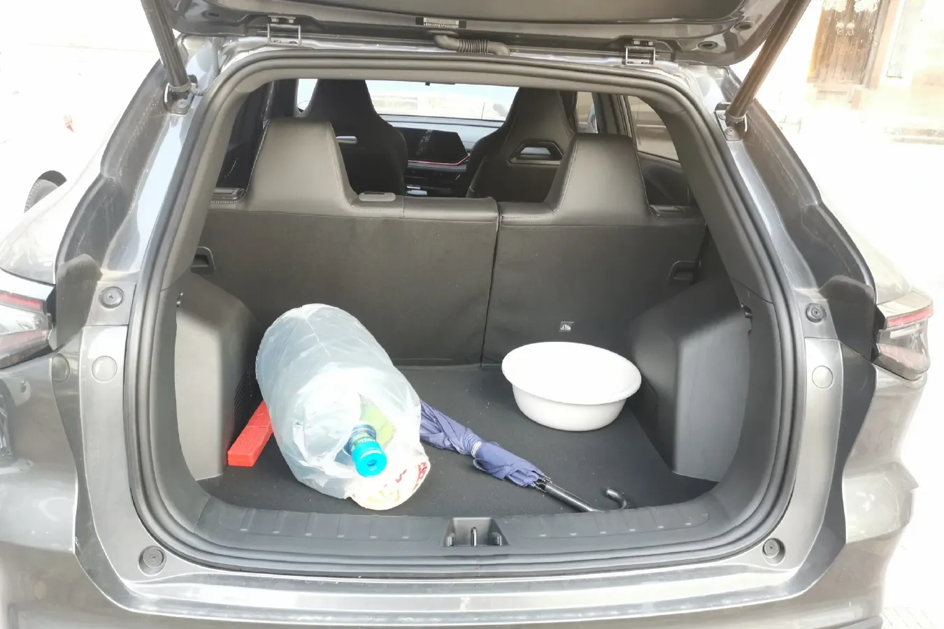 2023 ChangAn Oshan X5 Plus 1.5T 188HP L4 7DCT,autocango,china used car exporter,china ev exporter,chinese used car exporter,chinese used ev exporter