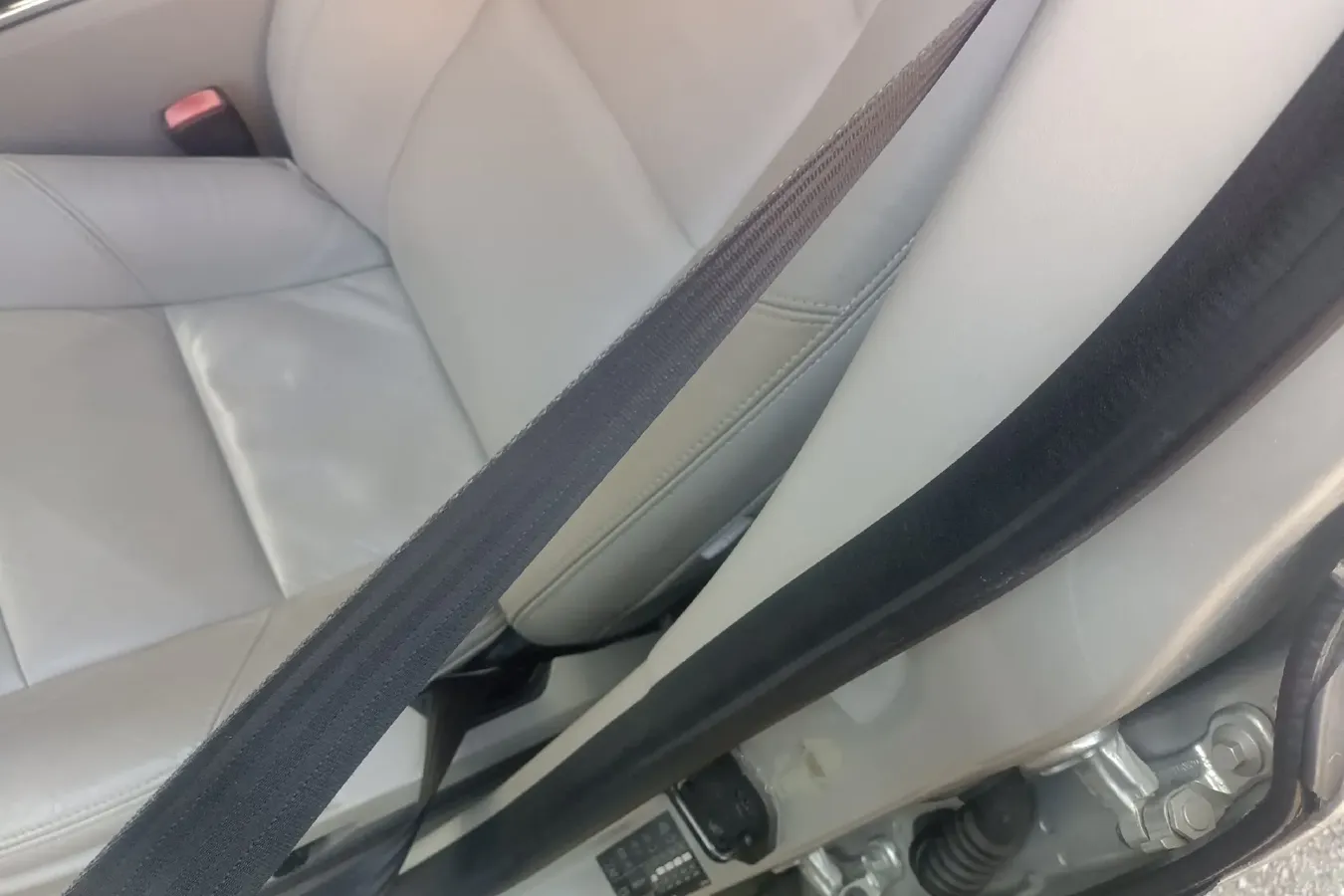 2010 Volvo S40 2.0L 141HP L4 6DCT,autocango,china used car exporter,china ev exporter,chinese used car exporter,chinese used ev exporter