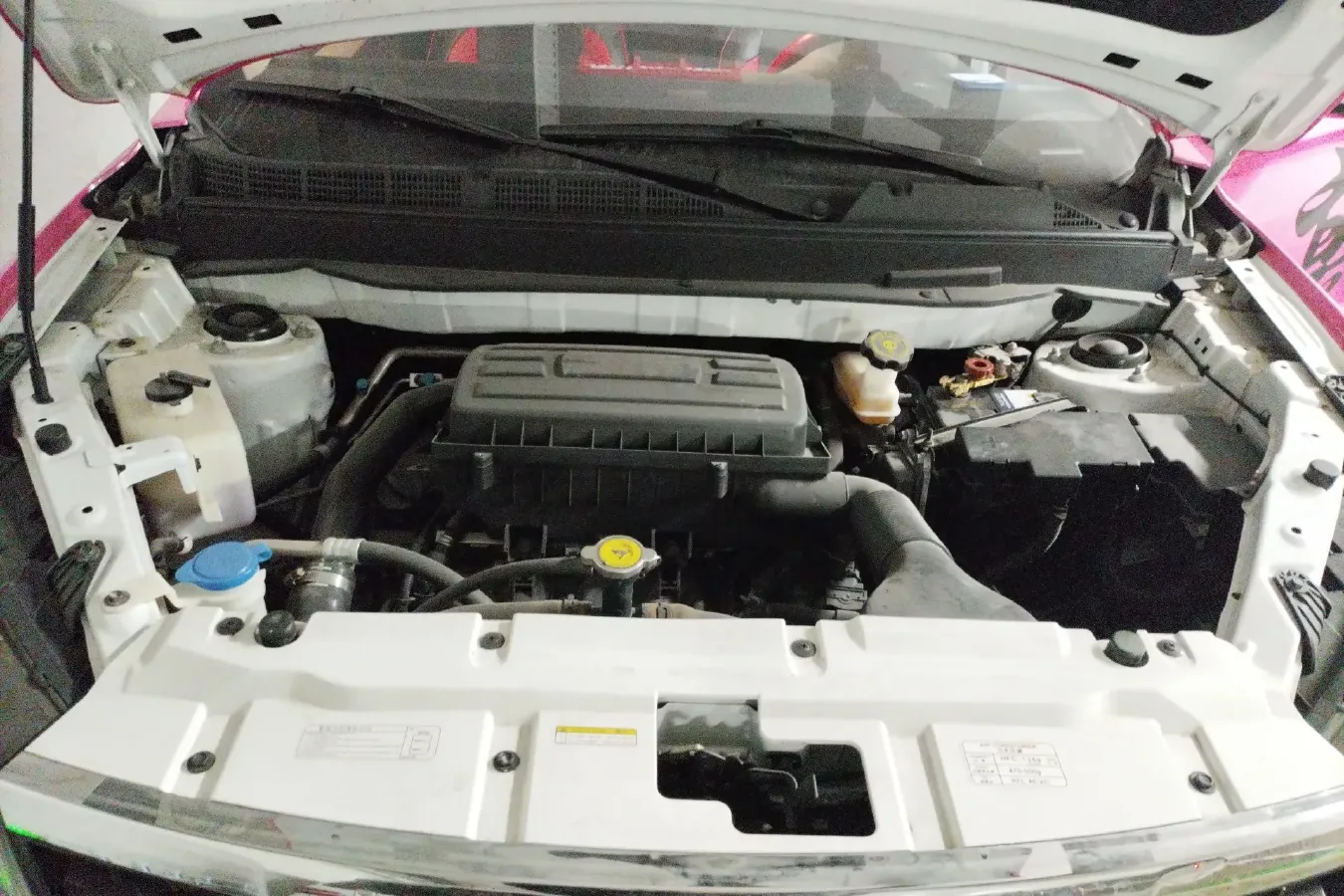 2018 Leopaard CS9 1.5T 150HP L4 CVT,autocango,china used car exporter,china ev exporter,chinese used car exporter,chinese used ev exporter