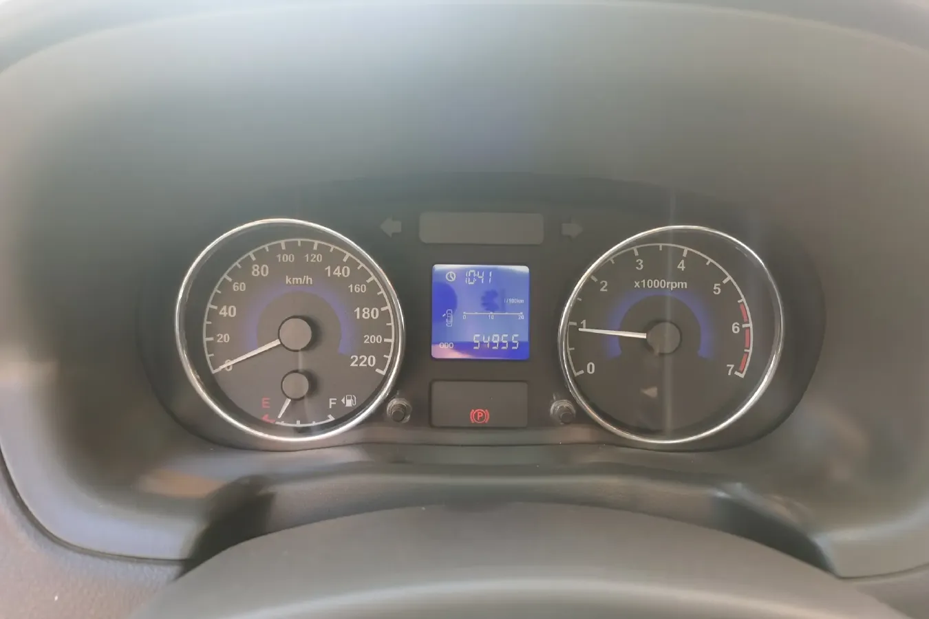 2011 Chery E5 1.5L 109HP L4 5MT,autocango,china used car exporter,china ev exporter,chinese used car exporter,chinese used ev exporter