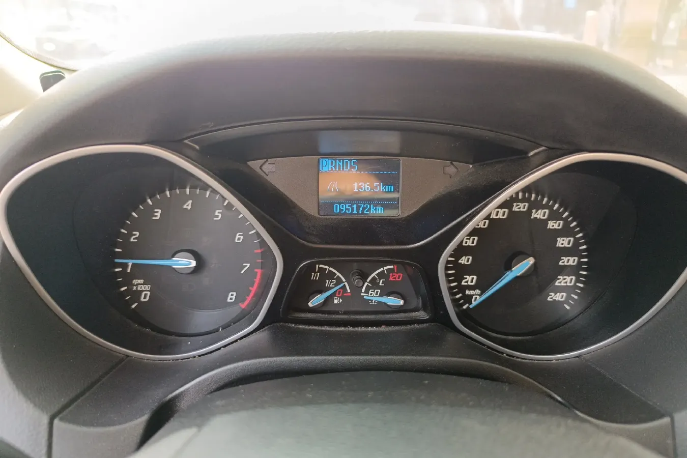 2012 Ford Focus 1.6L 125HP L4 6DCT,autocango,china used car exporter,china ev exporter,chinese used car exporter,chinese used ev exporter