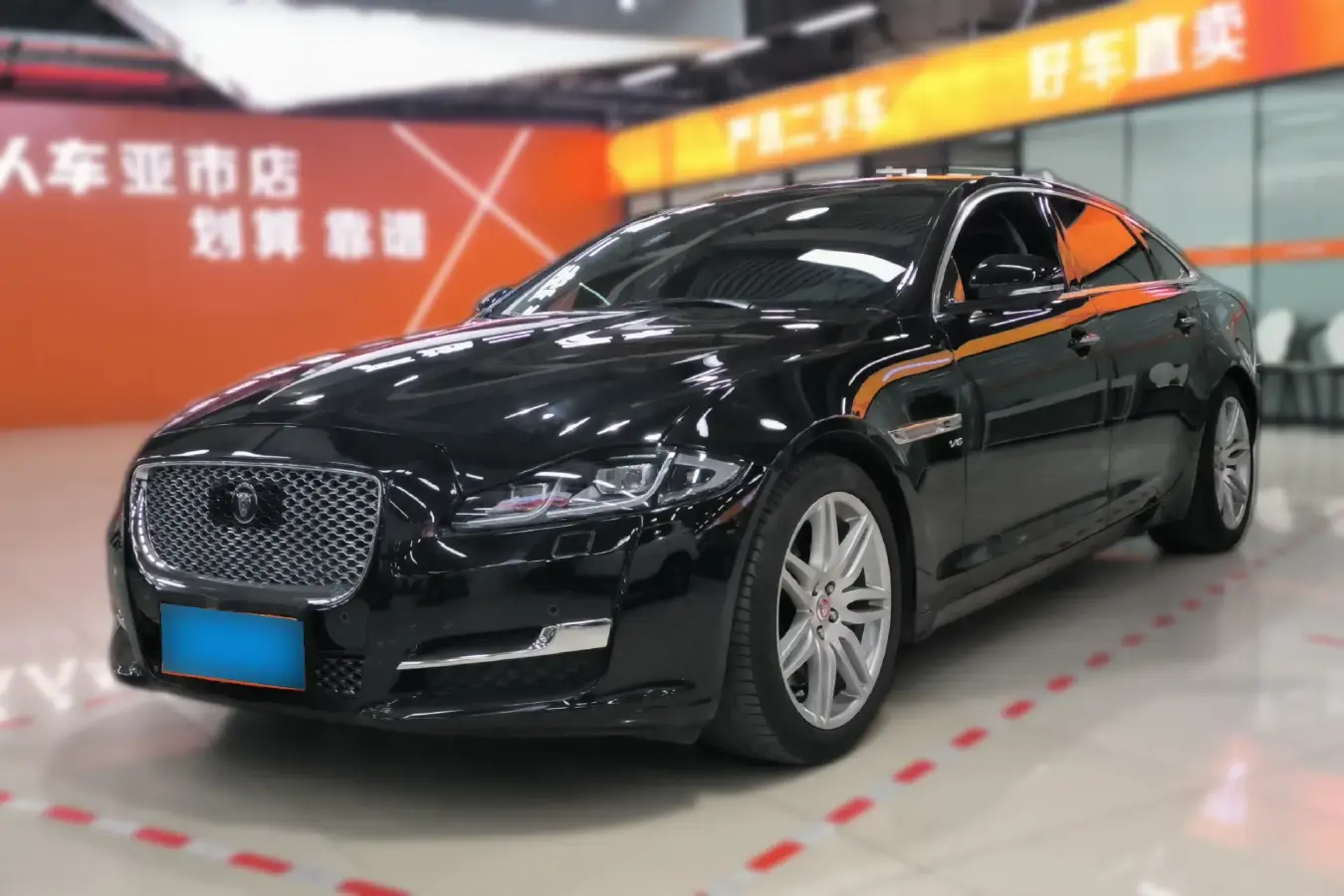 2018 Jaguar XJ 3.0T 340HP V6 8AT