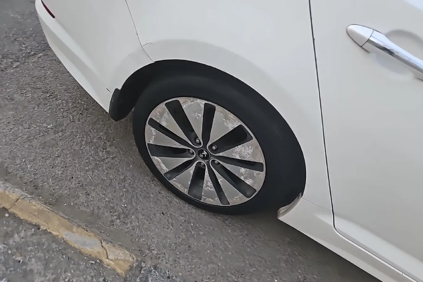 2012 Kia K5 2.0L 162HP L4 6AT,autocango,china used car exporter,china ev exporter,chinese used car exporter,chinese used ev exporter