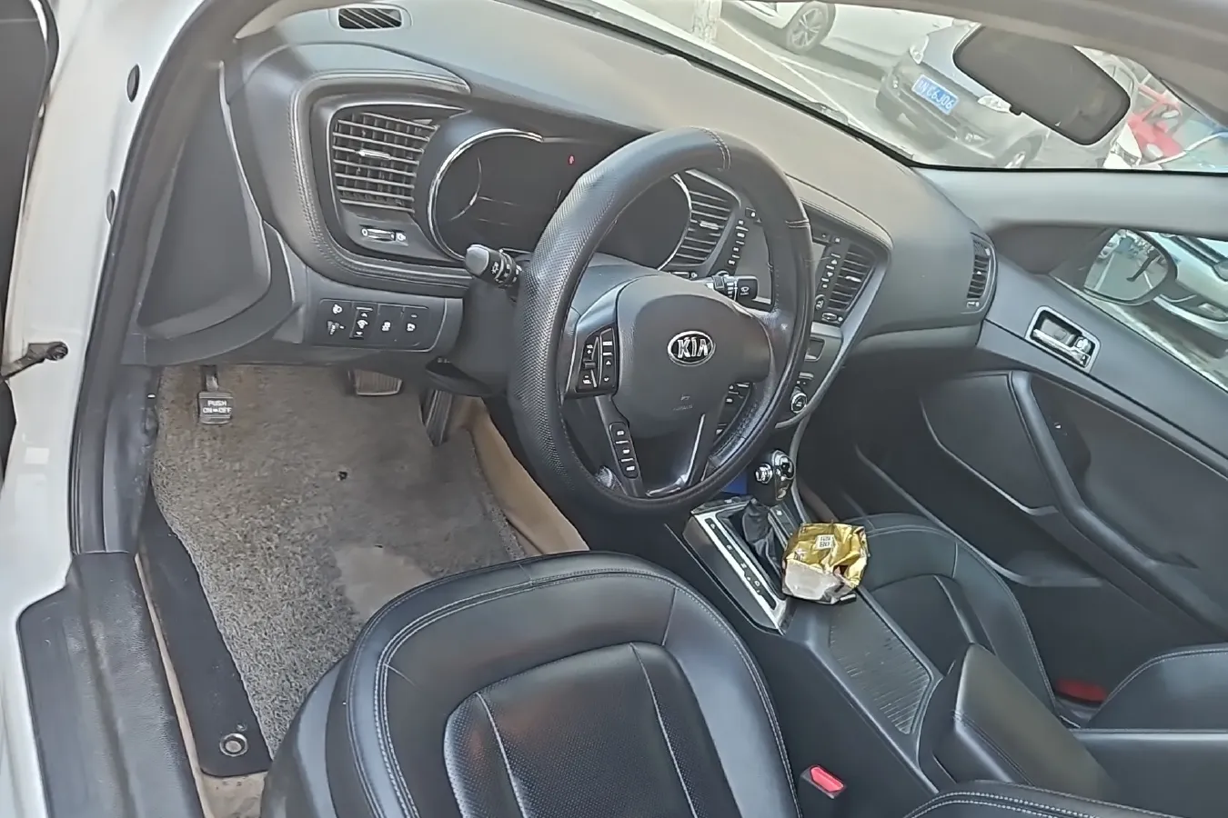 2012 Kia K5 2.0L 162HP L4 6AT,autocango,china used car exporter,china ev exporter,chinese used car exporter,chinese used ev exporter