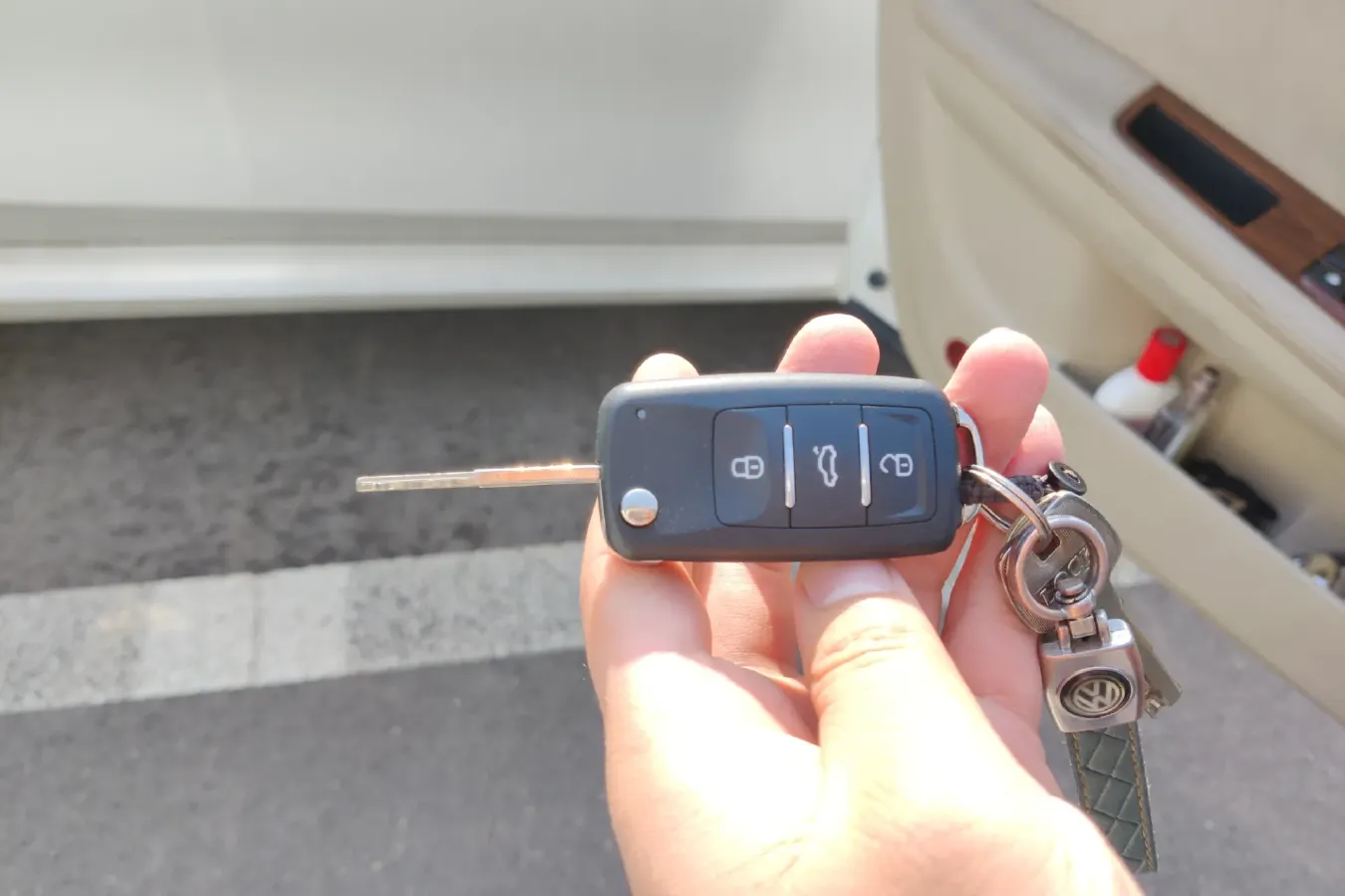 2016 GAC Trumpchi GA5 1.0L 61HP L4 PHEV 13KWH,autocango,china used car exporter,china ev exporter,chinese used car exporter,chinese used ev exporter