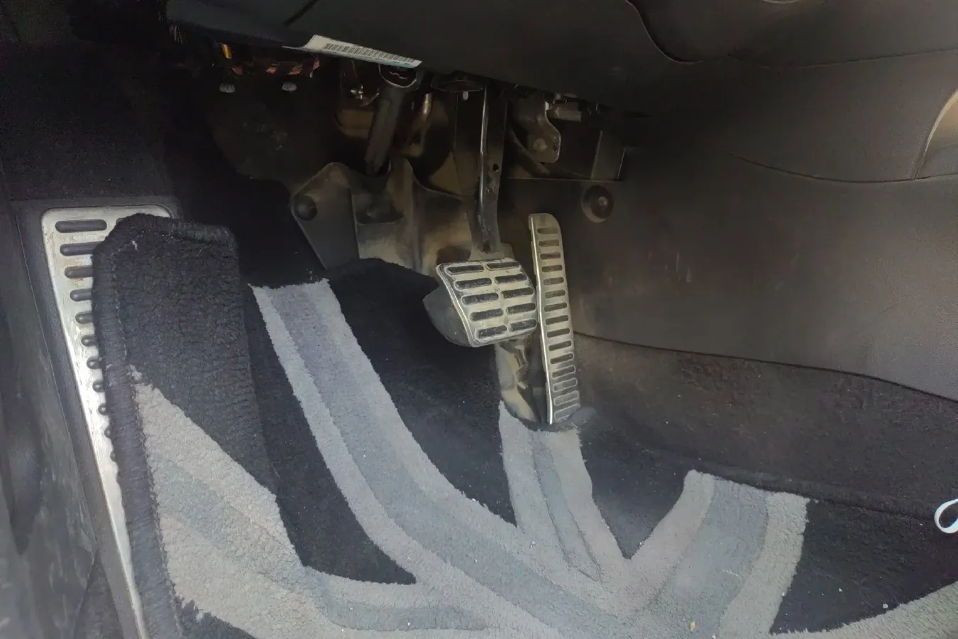 2012 Seat Leon 2.0T 211HP L4 6DCT,autocango,china used car exporter,china ev exporter,chinese used car exporter,chinese used ev exporter