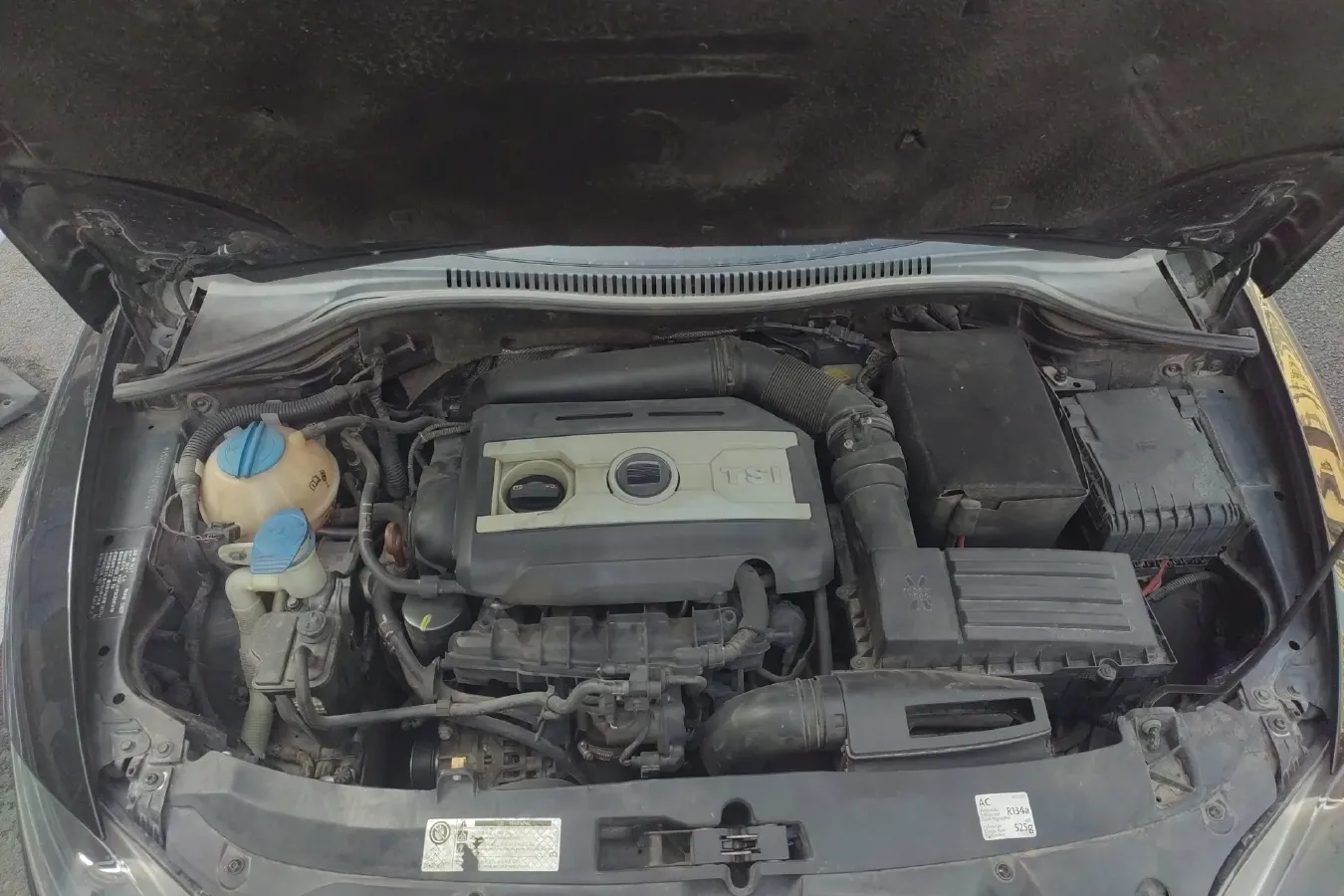 2012 Seat Leon 2.0T 211HP L4 6DCT,autocango,china used car exporter,china ev exporter,chinese used car exporter,chinese used ev exporter