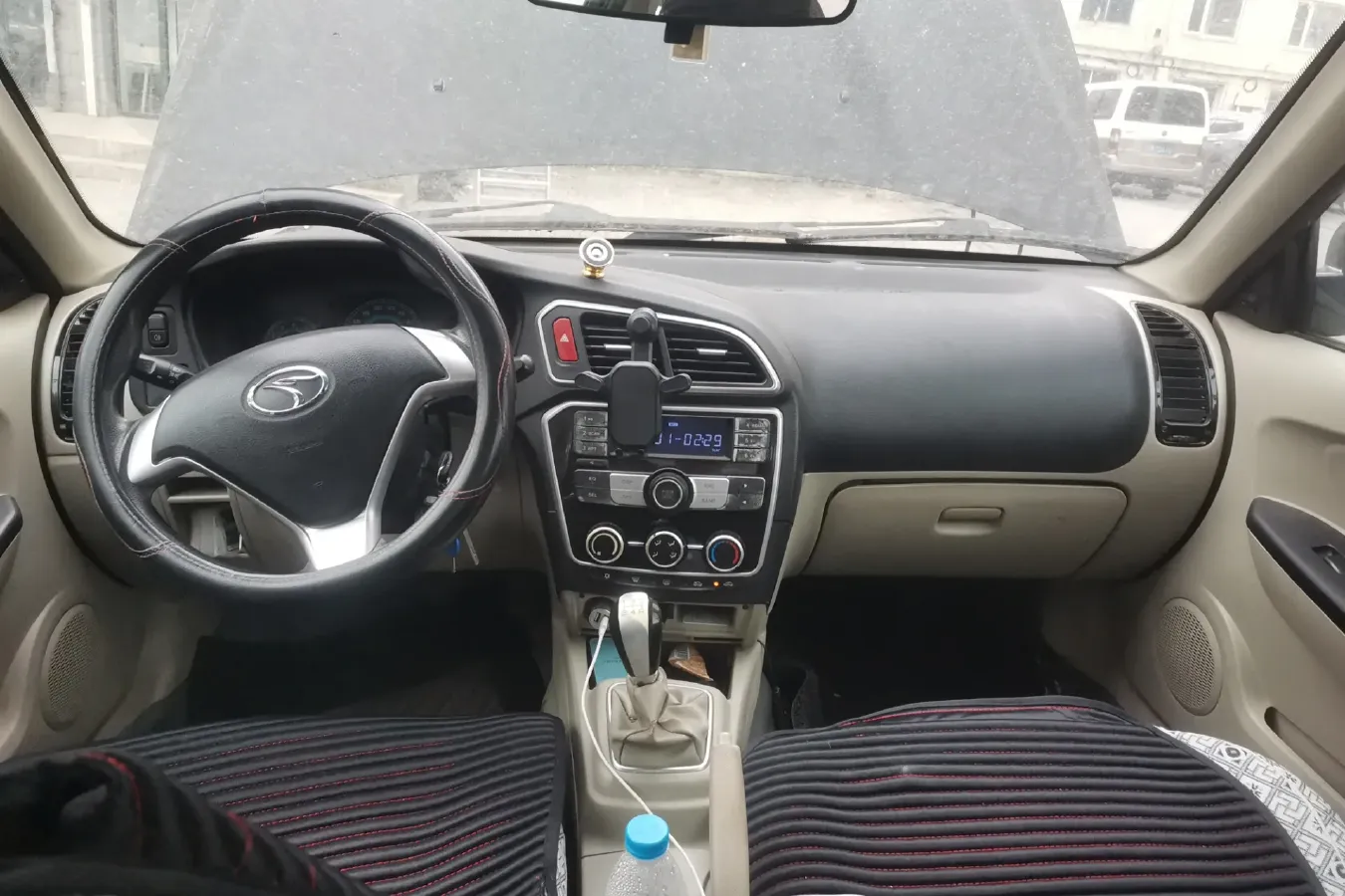 2015 Soueast V3 1.5L 120HP L4 5MT,autocango,china used car exporter,china ev exporter,chinese used car exporter,chinese used ev exporter