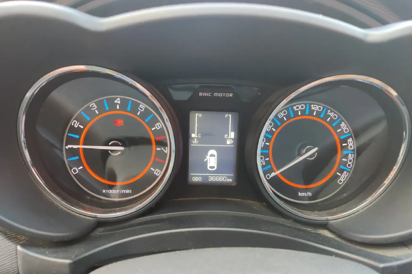 2016 BeiJing Auto Senova X55 1.5L 116HP L4 5MT,autocango,china used car exporter,china ev exporter,chinese used car exporter,chinese used ev exporter