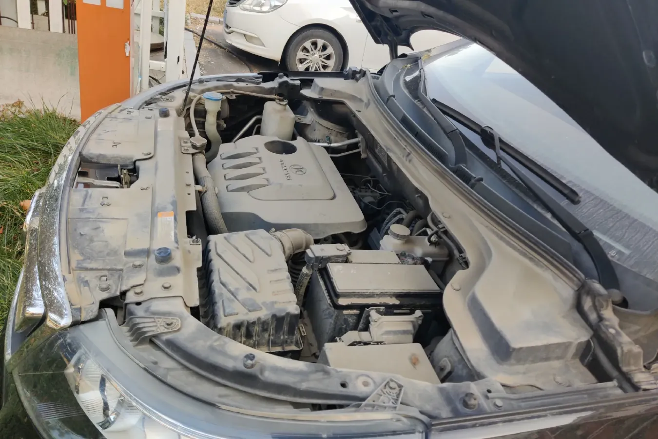 2016 BeiJing Auto Senova X55 1.5L 116HP L4 5MT,autocango,china used car exporter,china ev exporter,chinese used car exporter,chinese used ev exporter