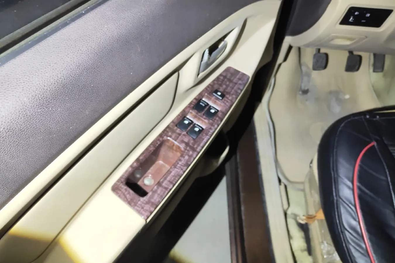 2014 BAIC WeiWang M20 1.5L 116HP L4 5MT,autocango,china used car exporter,china ev exporter,chinese used car exporter,chinese used ev exporter