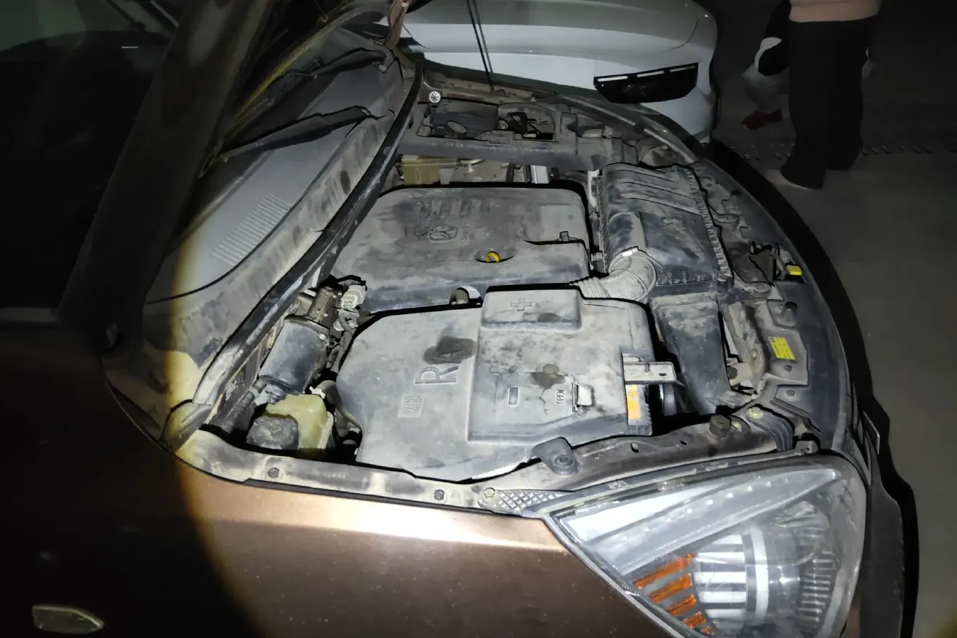 2014 BAIC WeiWang M20 1.5L 116HP L4 5MT,autocango,china used car exporter,china ev exporter,chinese used car exporter,chinese used ev exporter