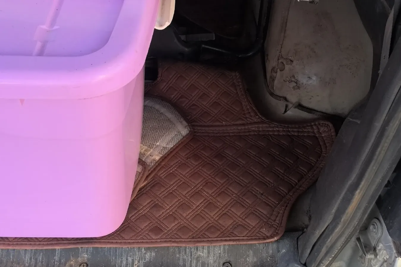 2013 JinBei Grace 2.0L 106HP L4,autocango,china used car exporter,china ev exporter,chinese used car exporter,chinese used ev exporter