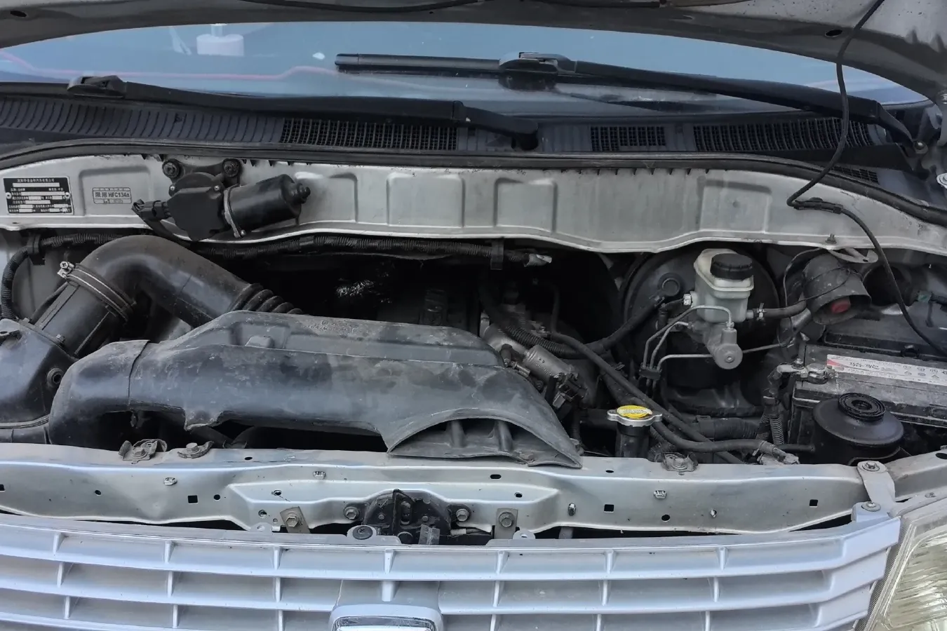 2013 JinBei Grace 2.0L 106HP L4,autocango,china used car exporter,china ev exporter,chinese used car exporter,chinese used ev exporter