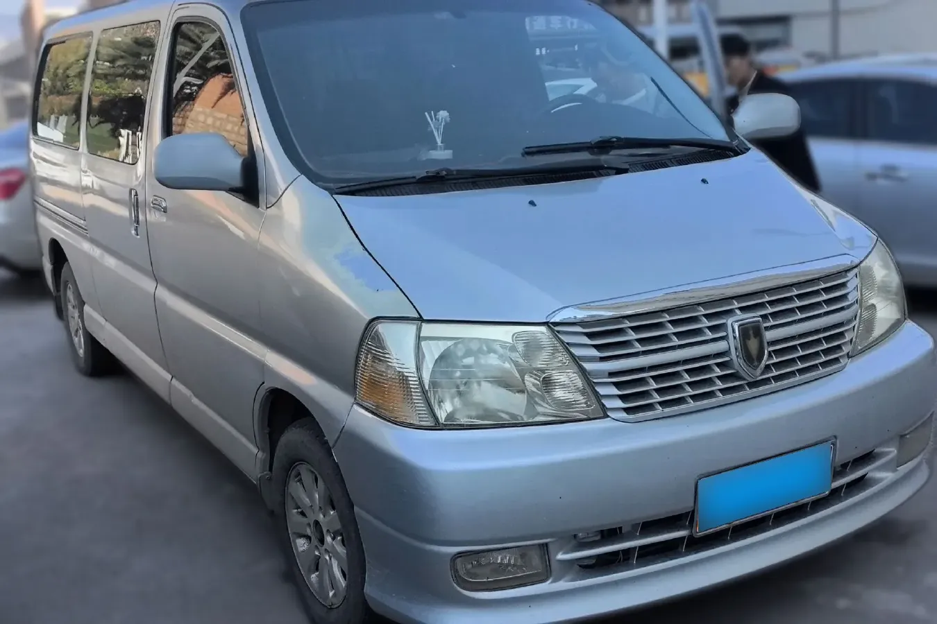 2013 JinBei Grace 2.0L 106HP L4,autocango,china used car exporter,china ev exporter,chinese used car exporter,chinese used ev exporter