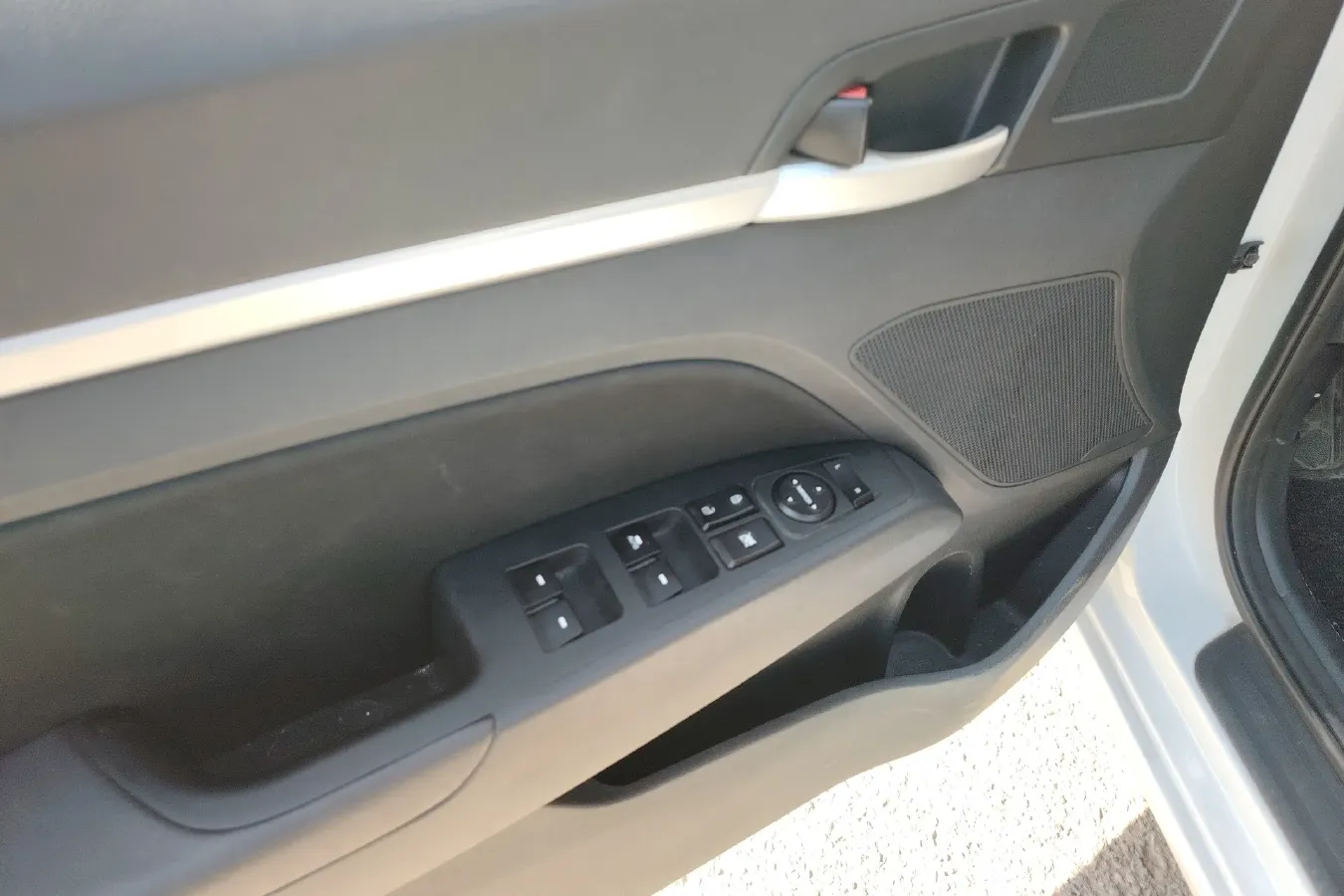 2018 Hyundai Elantra 1.6L 130HP L4 6AT,autocango,china used car exporter,china ev exporter,chinese used car exporter,chinese used ev exporter