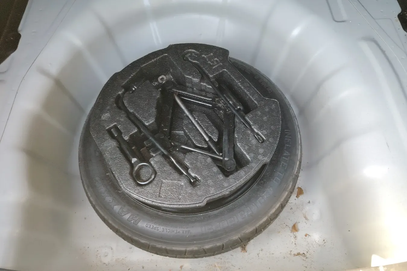 2018 Hyundai Elantra 1.6L 130HP L4 6AT,autocango,china used car exporter,china ev exporter,chinese used car exporter,chinese used ev exporter