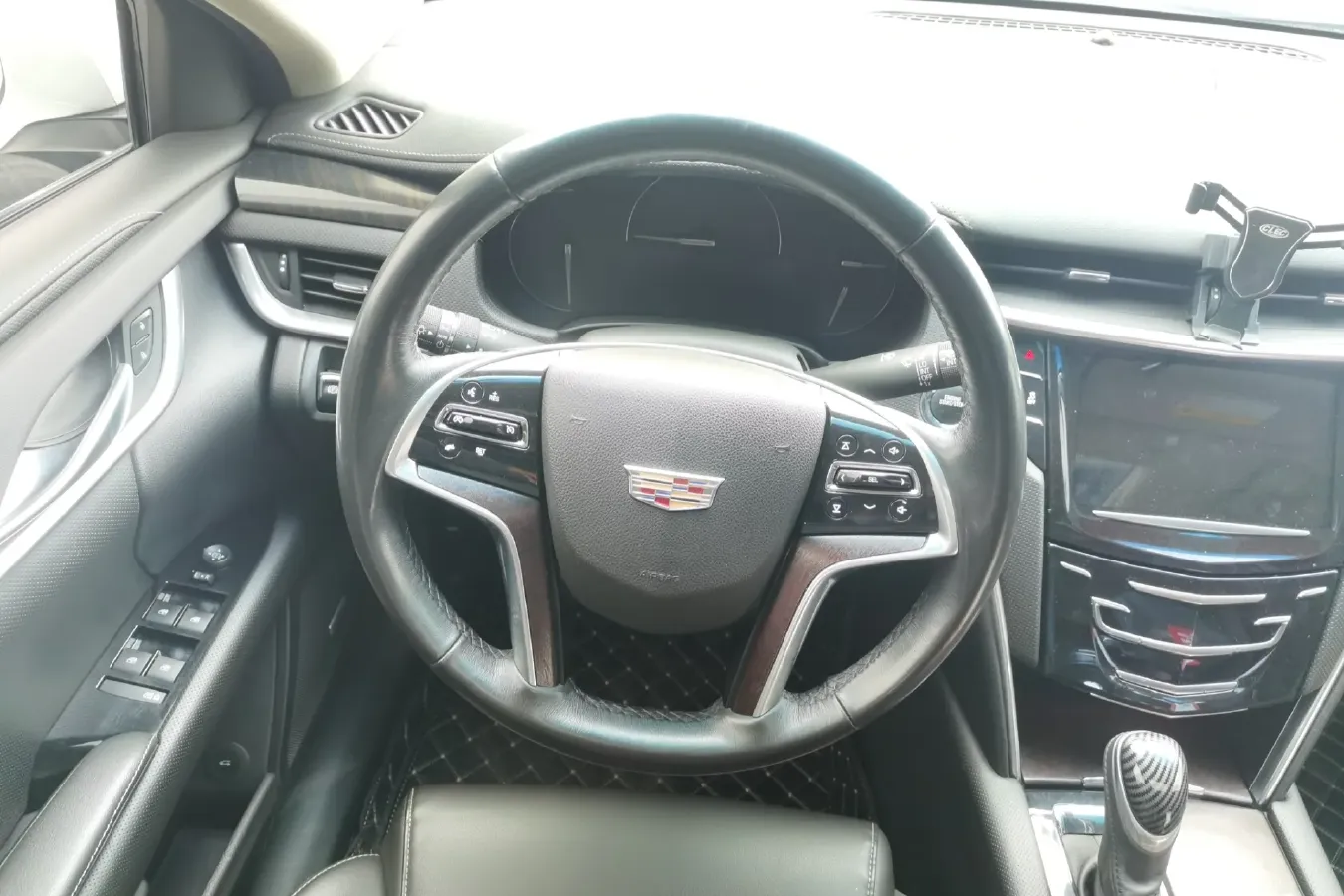 2018 Cadillac XTS 2.0T 269HP L4 6AT,autocango,china used car exporter,china ev exporter,chinese used car exporter,chinese used ev exporter