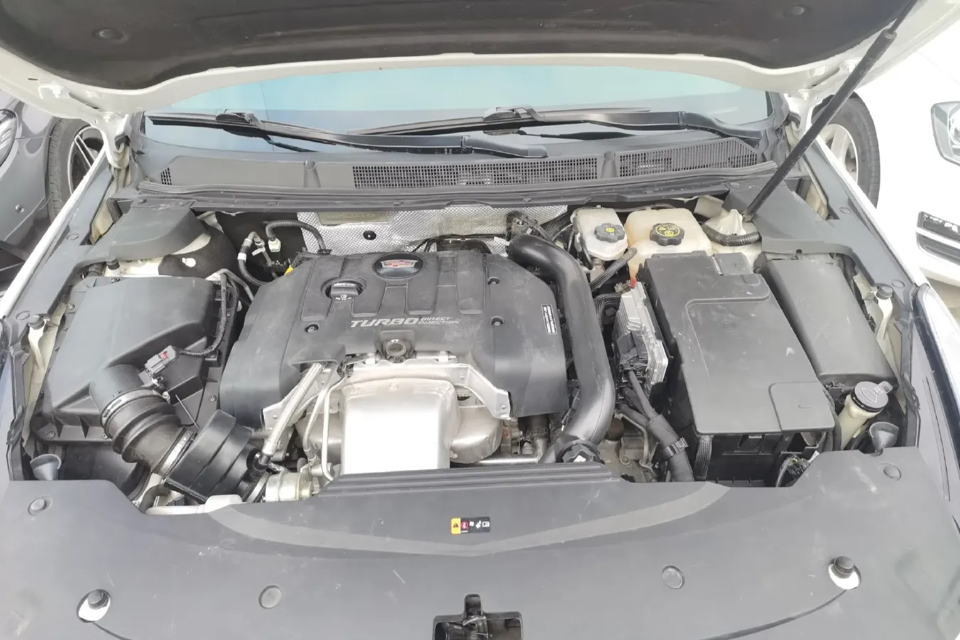 2018 Cadillac XTS 2.0T 269HP L4 6AT,autocango,china used car exporter,china ev exporter,chinese used car exporter,chinese used ev exporter