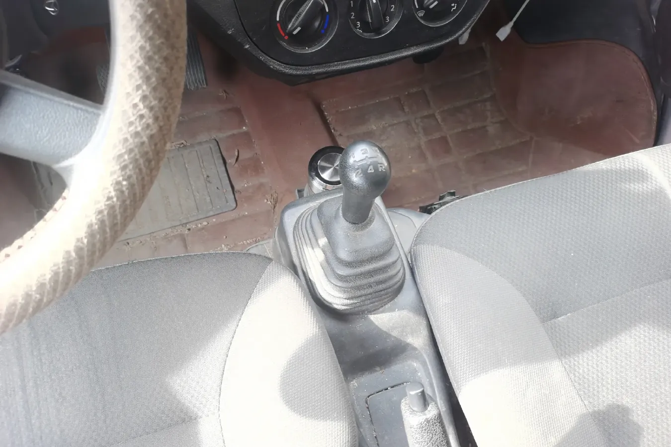 2020 ChangAn Kaicene ShenQi T20 1.5L 116HP L4 5MT,autocango,china used car exporter,china ev exporter,chinese used car exporter,chinese used ev exporter