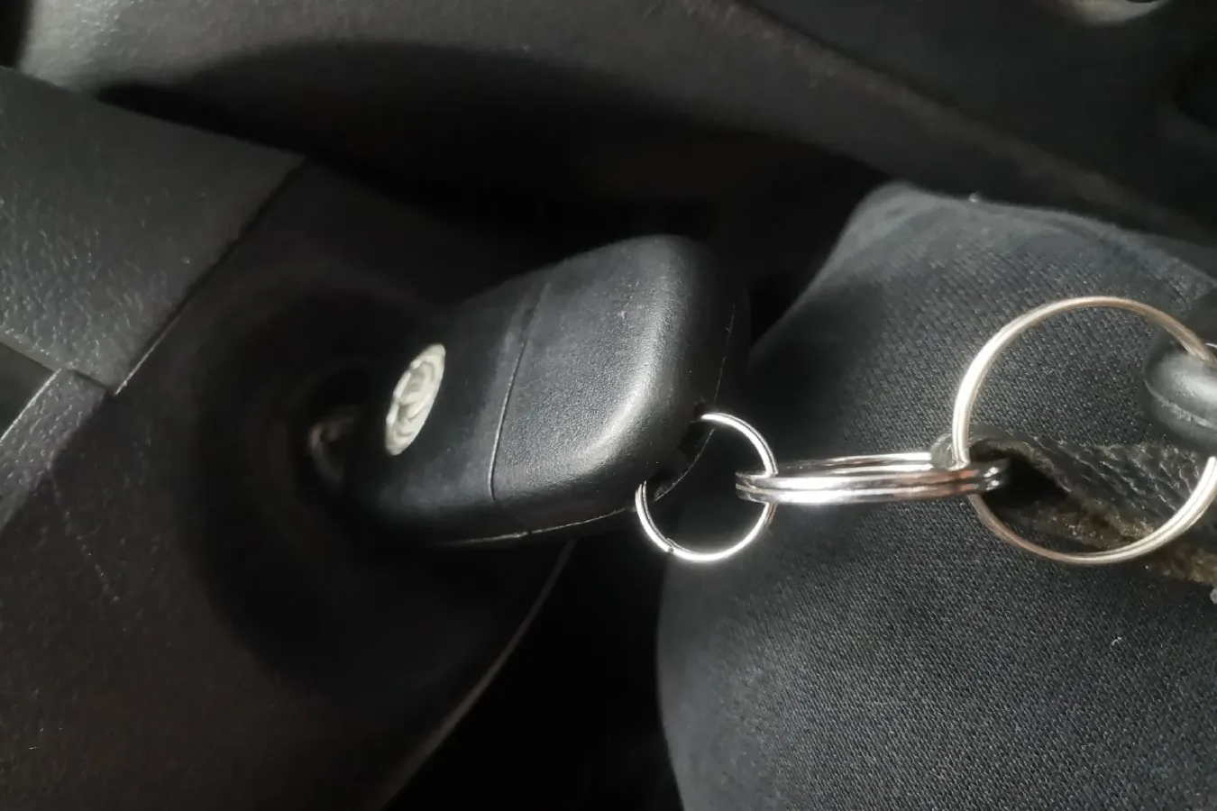 2011 DongFeng Aeolus H30 1.6L 106HP L4 5MT,autocango,china used car exporter,china ev exporter,chinese used car exporter,chinese used ev exporter