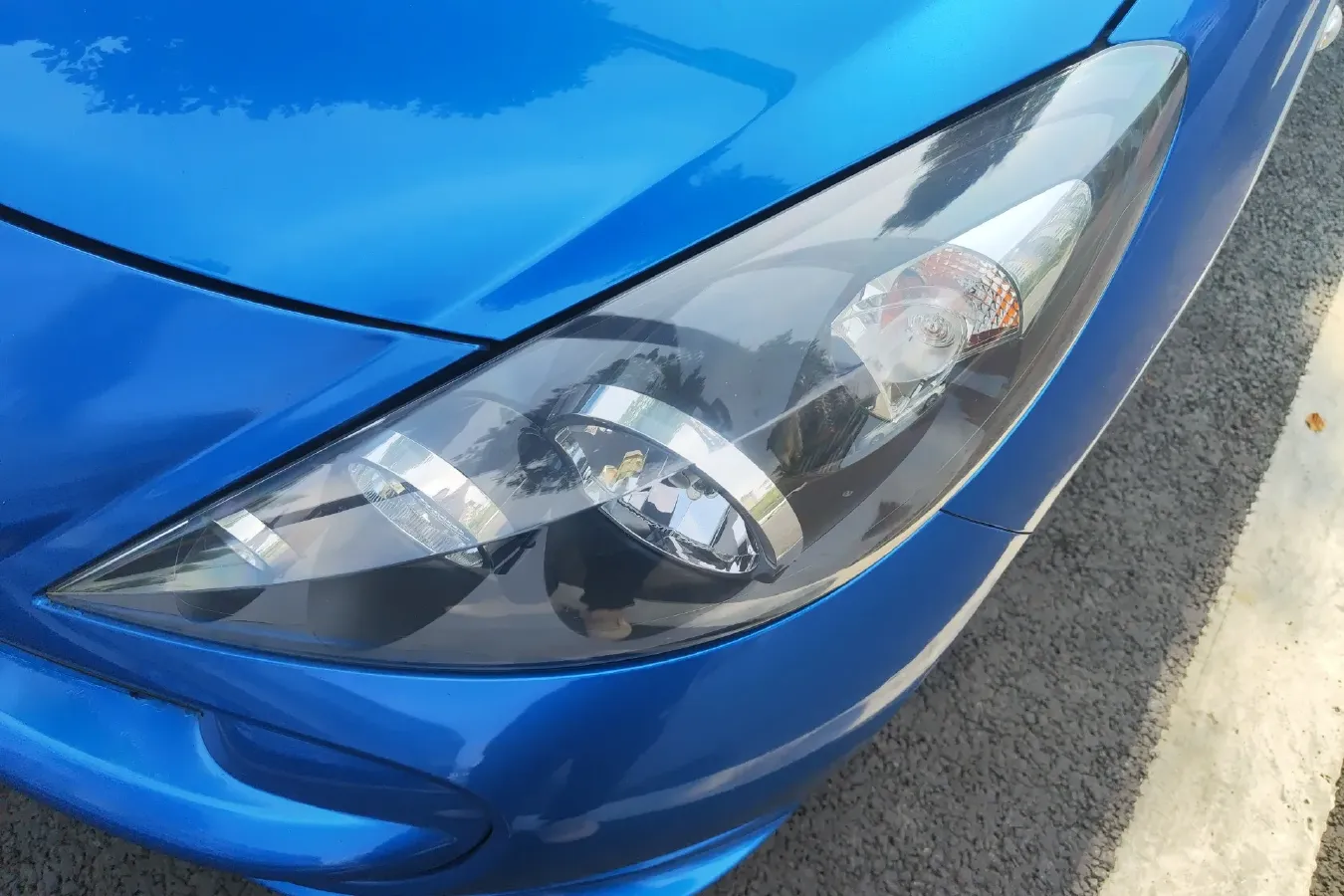 2011 Peugeot 207 1.4L 76HP L4 5MT,autocango,china used car exporter,china ev exporter,chinese used car exporter,chinese used ev exporter