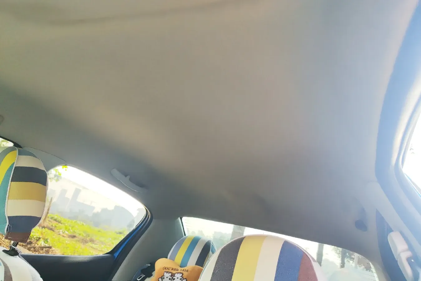 2011 Peugeot 207 1.4L 76HP L4 5MT,autocango,china used car exporter,china ev exporter,chinese used car exporter,chinese used ev exporter