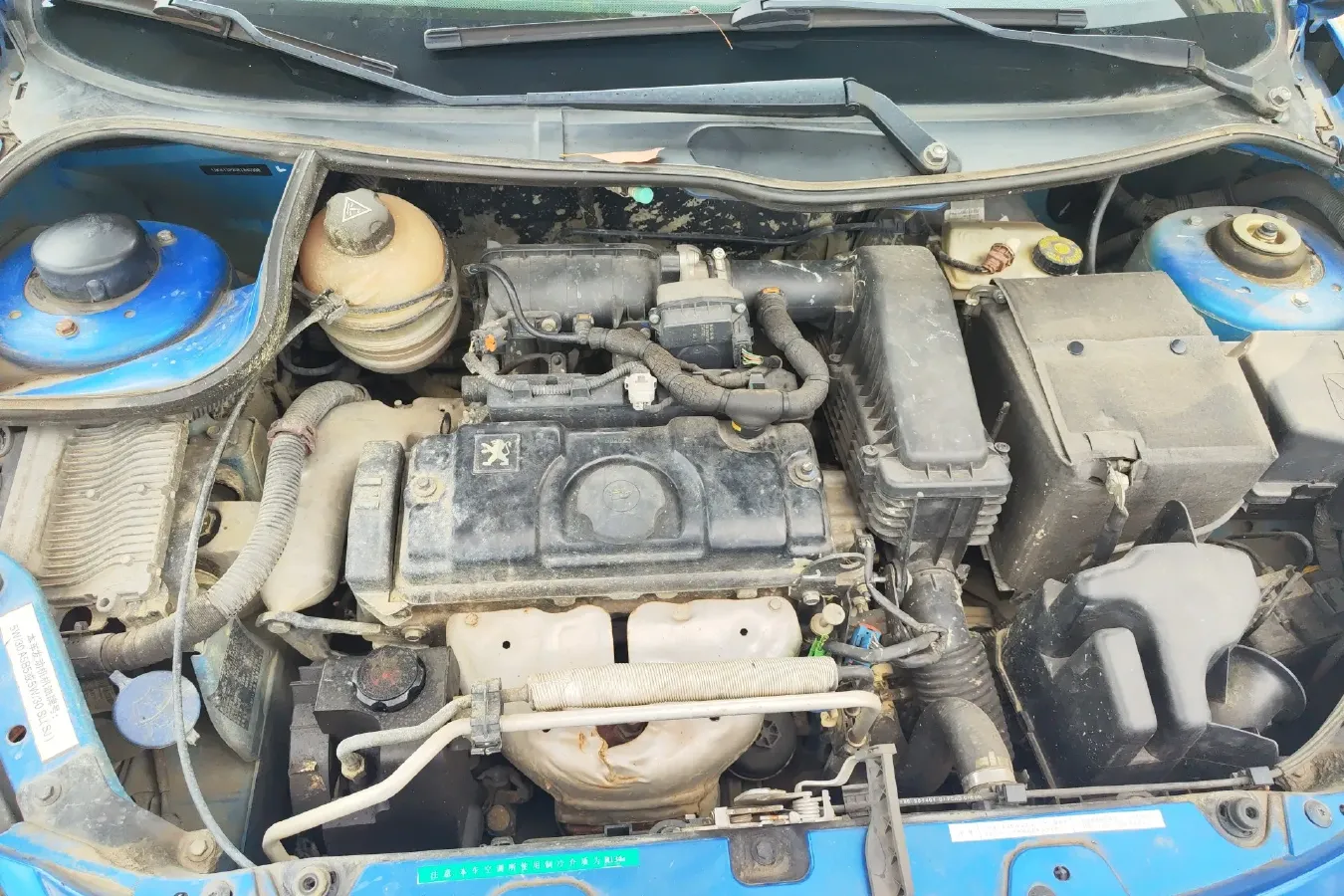 2011 Peugeot 207 1.4L 76HP L4 5MT,autocango,china used car exporter,china ev exporter,chinese used car exporter,chinese used ev exporter