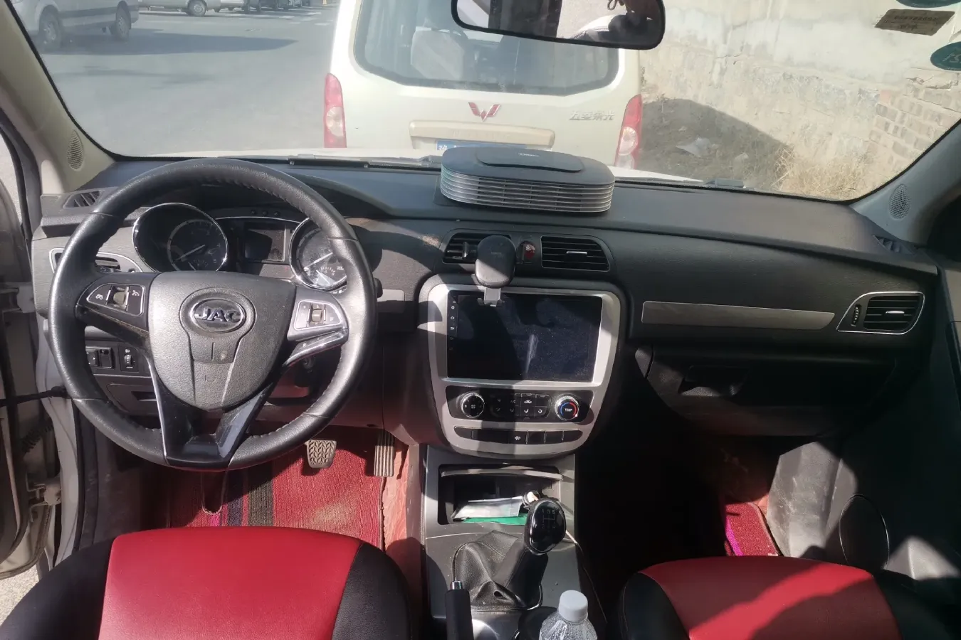 2017 JAC T6 2.0T 139HP L4 6MT,autocango,china used car exporter,china ev exporter,chinese used car exporter,chinese used ev exporter