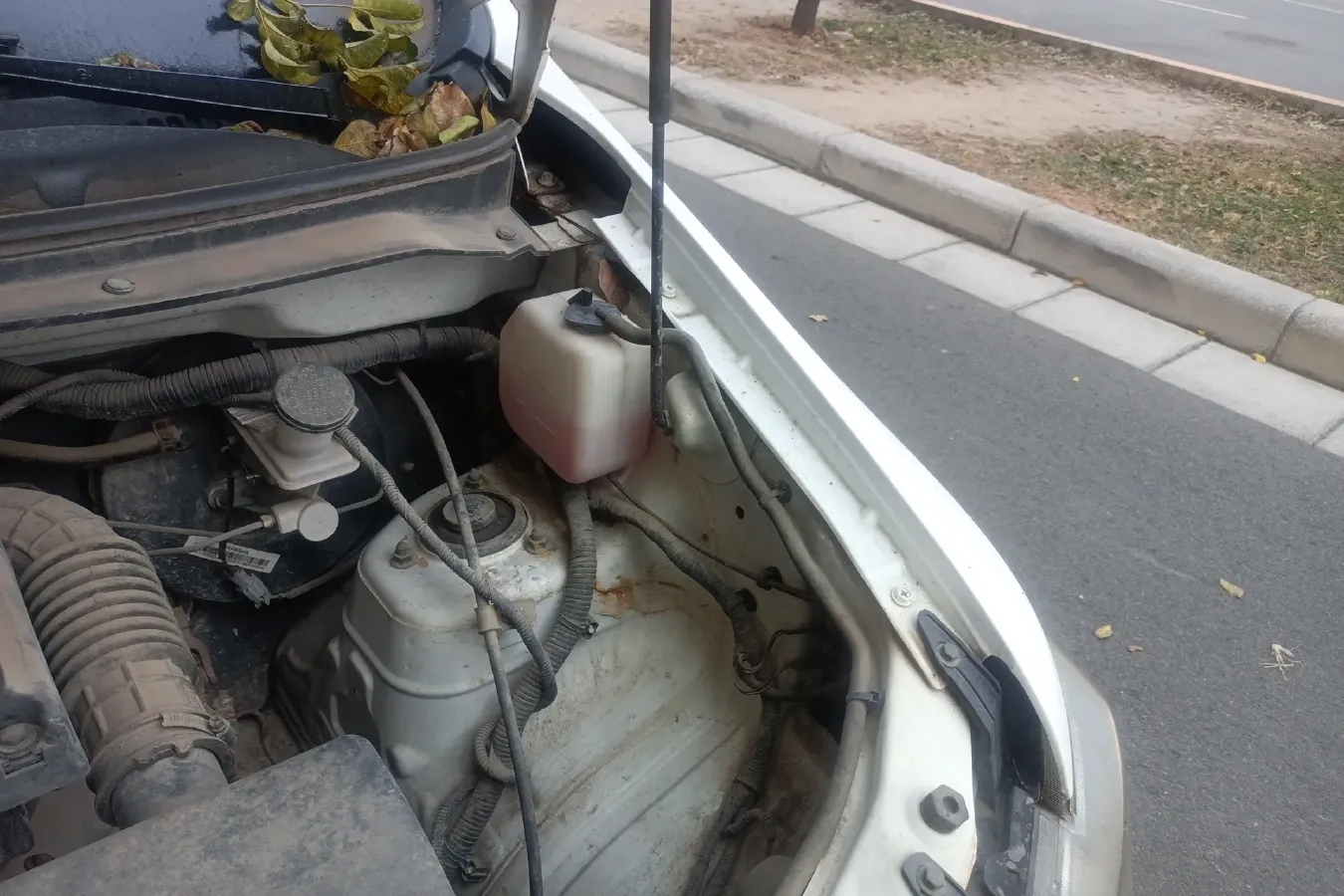 2014 ChangAn Kaicene Honor S 1.5L 106HP L4 5MT,autocango,china used car exporter,china ev exporter,chinese used car exporter,chinese used ev exporter