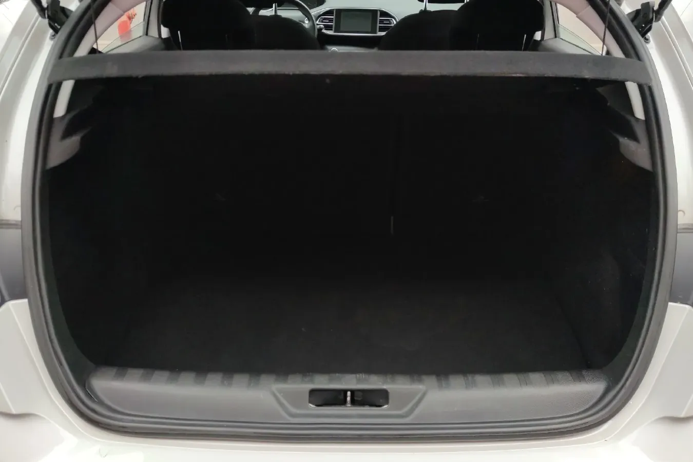 2015 Peugeot 308S 1.2T 136HP L3 6AT,autocango,china used car exporter,china ev exporter,chinese used car exporter,chinese used ev exporter