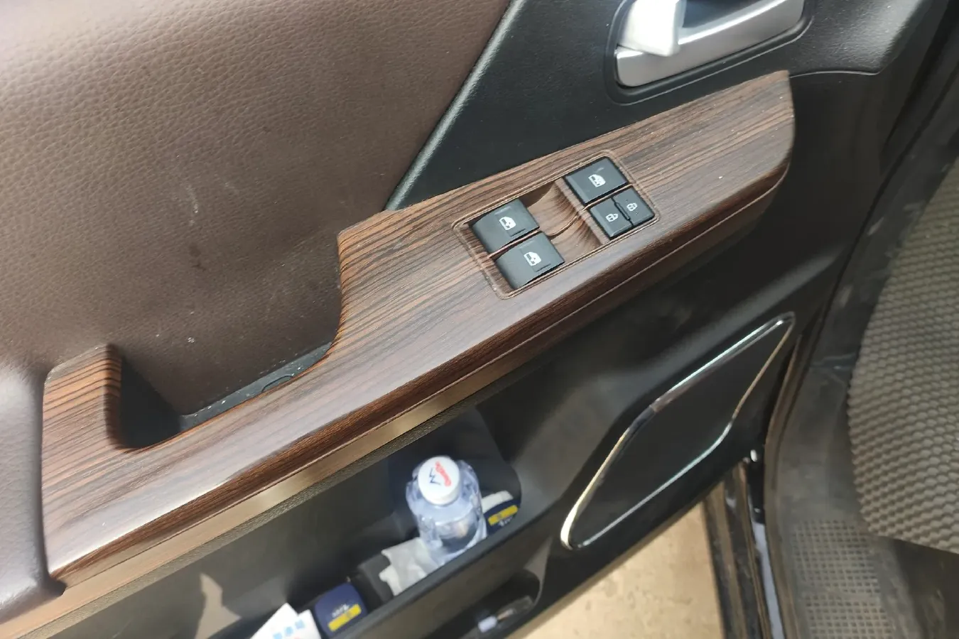 2021 DongFeng Forthing LingZhi Plus 2.0L 133HP L4 6MT,autocango,china used car exporter,china ev exporter,chinese used car exporter,chinese used ev exporter