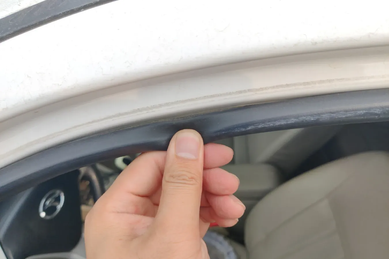 2014 Soueast V3 1.5L 120HP L4 5MT,autocango,china used car exporter,china ev exporter,chinese used car exporter,chinese used ev exporter