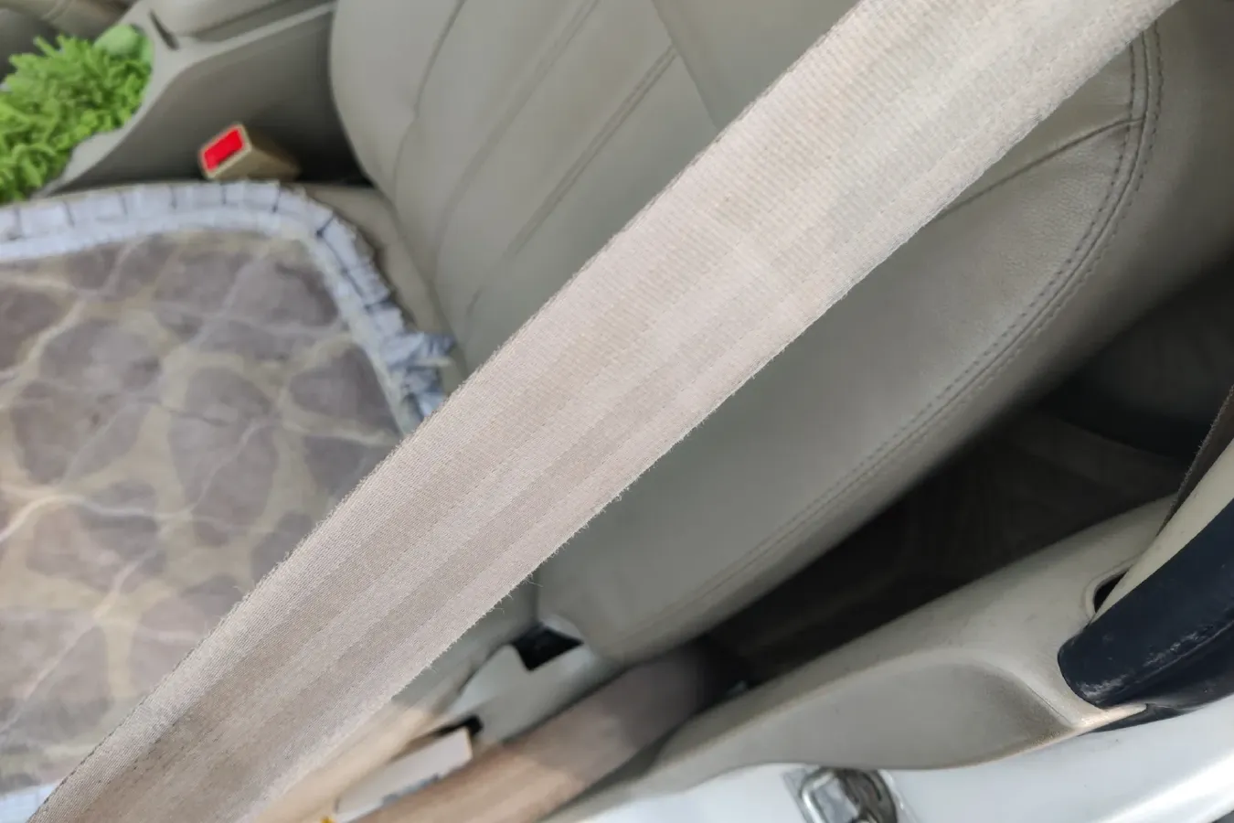 2014 Soueast V3 1.5L 120HP L4 5MT,autocango,china used car exporter,china ev exporter,chinese used car exporter,chinese used ev exporter