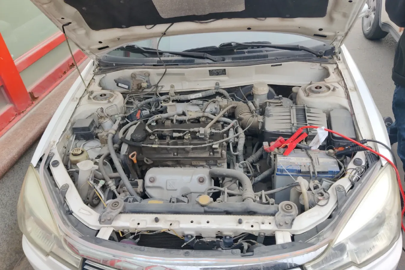 2014 Soueast V3 1.5L 120HP L4 5MT,autocango,china used car exporter,china ev exporter,chinese used car exporter,chinese used ev exporter