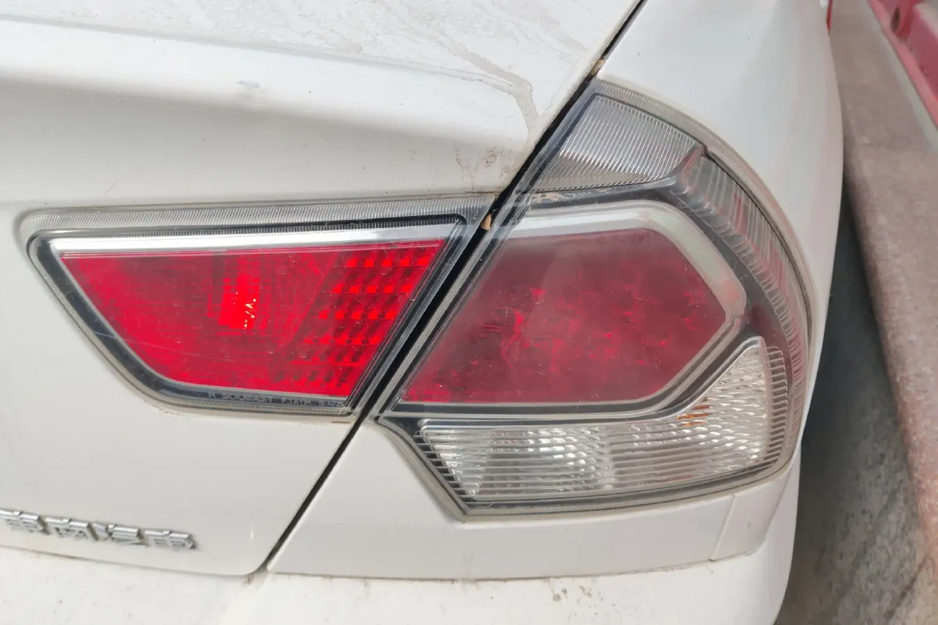 2014 Soueast V3 1.5L 120HP L4 5MT,autocango,china used car exporter,china ev exporter,chinese used car exporter,chinese used ev exporter